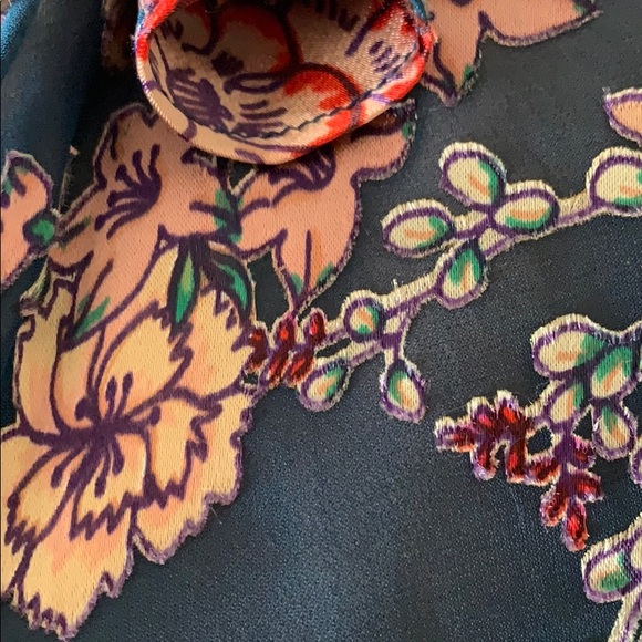 For love and lemons flora off the shoulder Dress - Picture 8 of 8